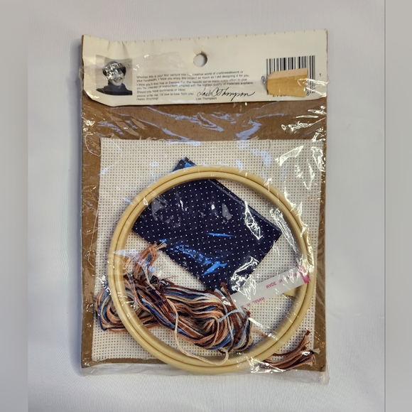 Designs for the Needle Counted Cross Stitch Kit 3018 PRAYING HANDS - Picture 13 of 13